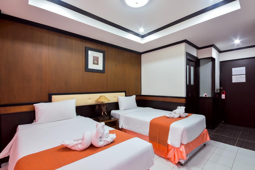 Season Palace Huahin Hotel Cha-am Exterior foto