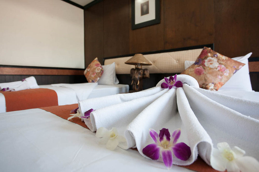 Season Palace Huahin Hotel Cha-am Exterior foto