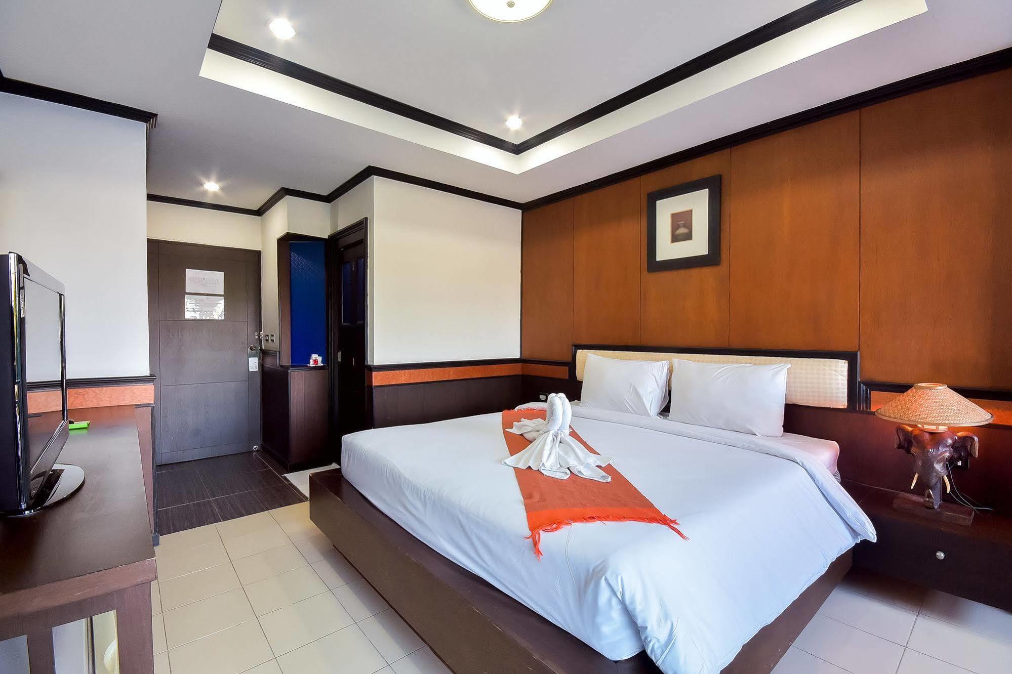 Season Palace Huahin Hotel Cha-am Exterior foto